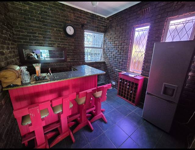 4 BEDROOM HOUSE FOR SALE IN VANDERBIJLPARK SE 2